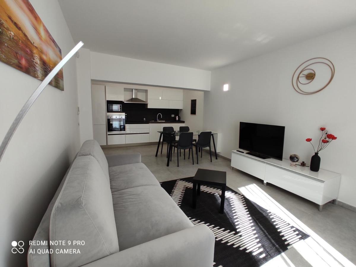 Pama Mar Apartment Империа Екстериор снимка