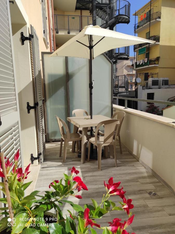 Pama Mar Apartment Империа Екстериор снимка