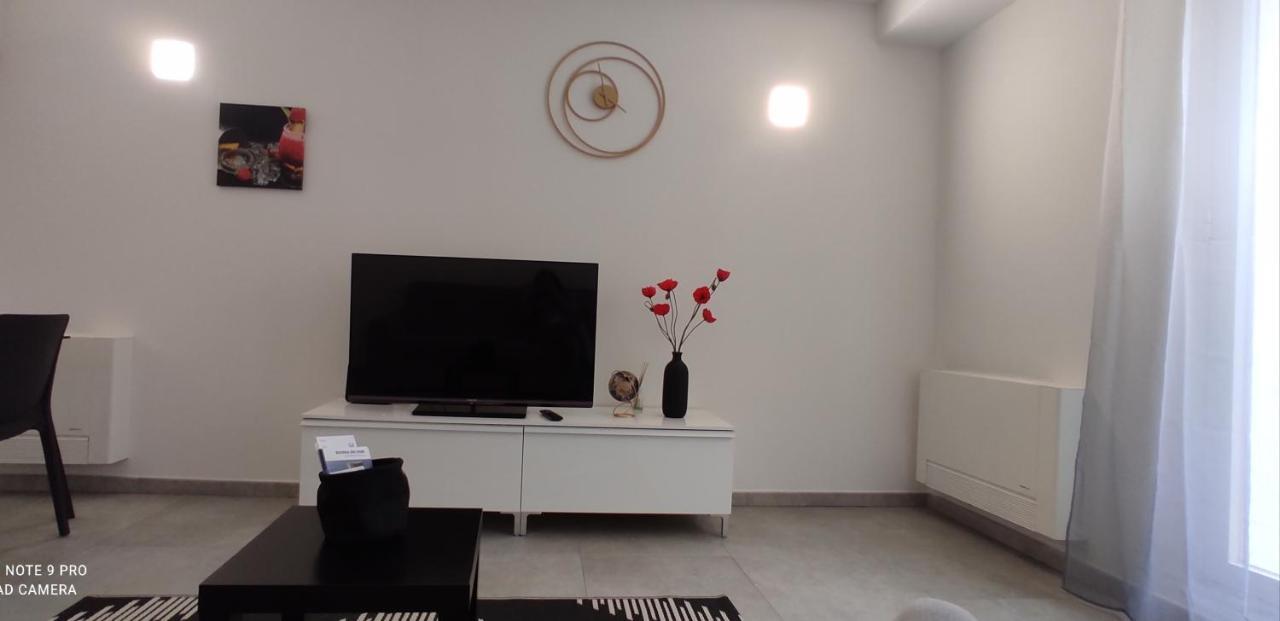 Pama Mar Apartment Империа Екстериор снимка